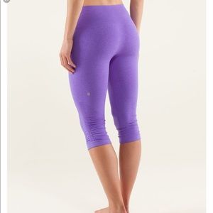 Size 4 Flow & Go Lululemon Crops